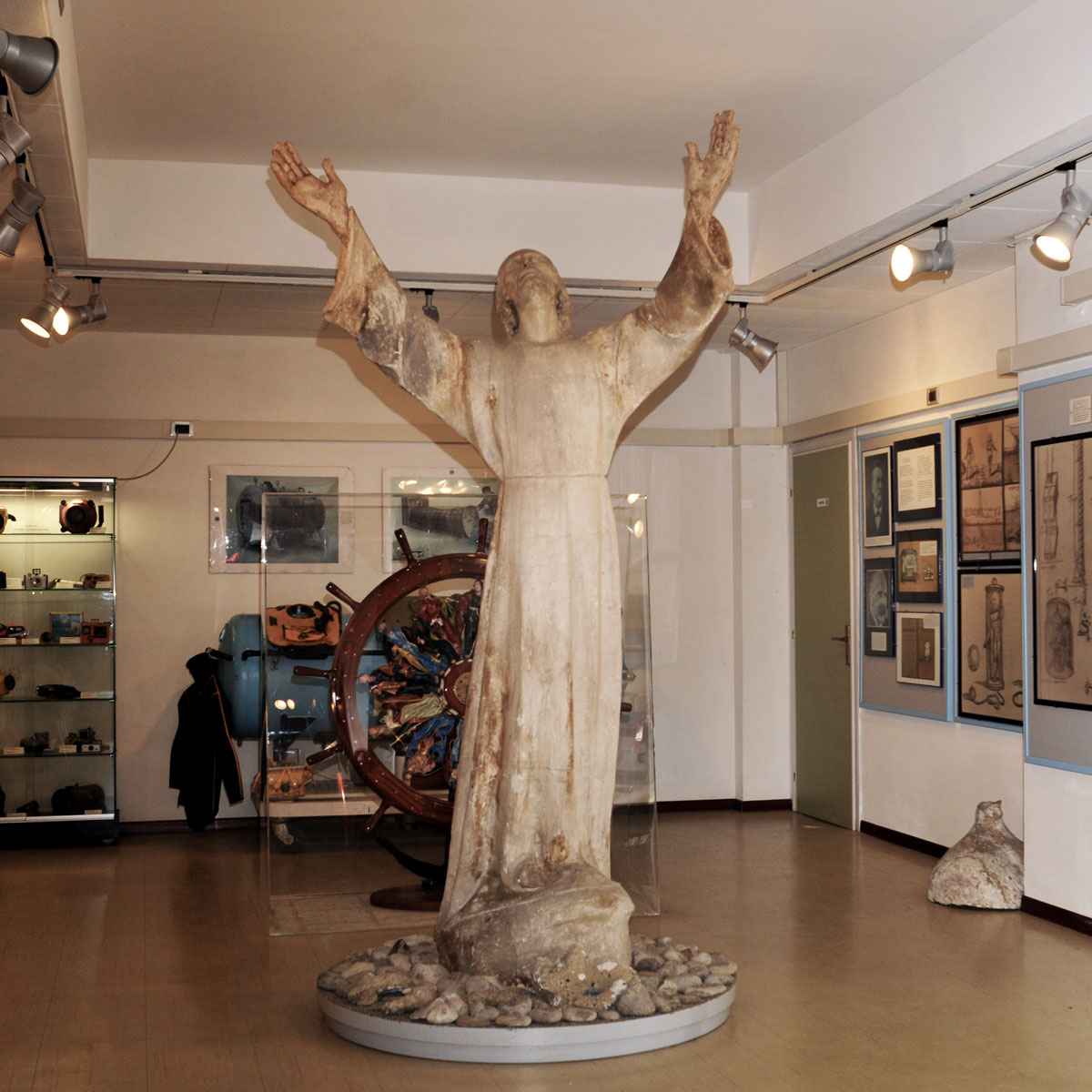 box-B-MAS-sala-cristo-degli-abissi